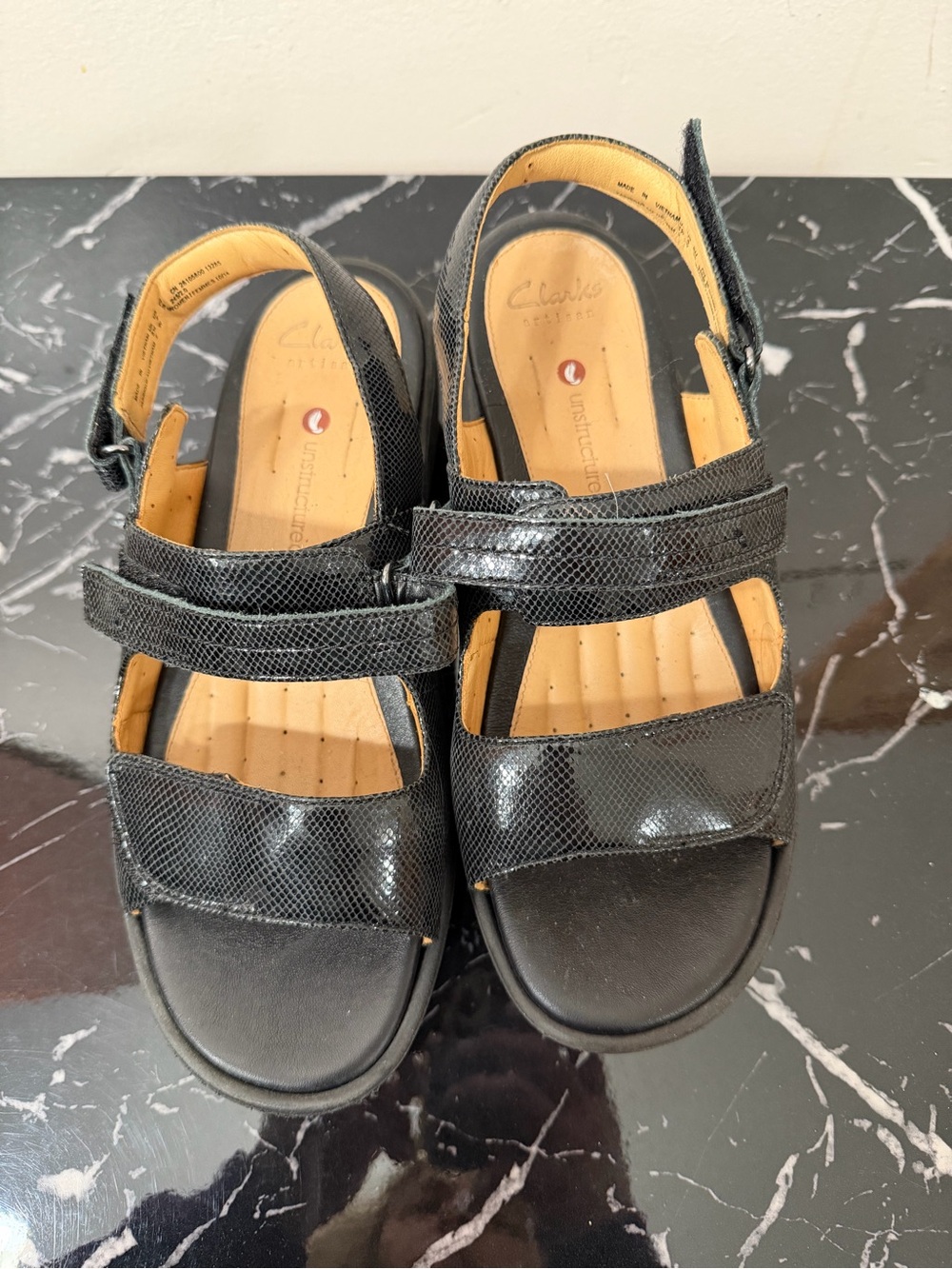 Clarks Kids Black Textured Slingback Sandals
